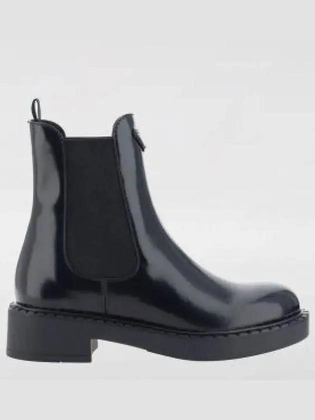 Brushed Calf Leather Chelsea Boots Black