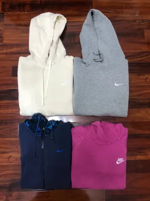 G0071 Vintage Nike Hoodies - 15 pieces