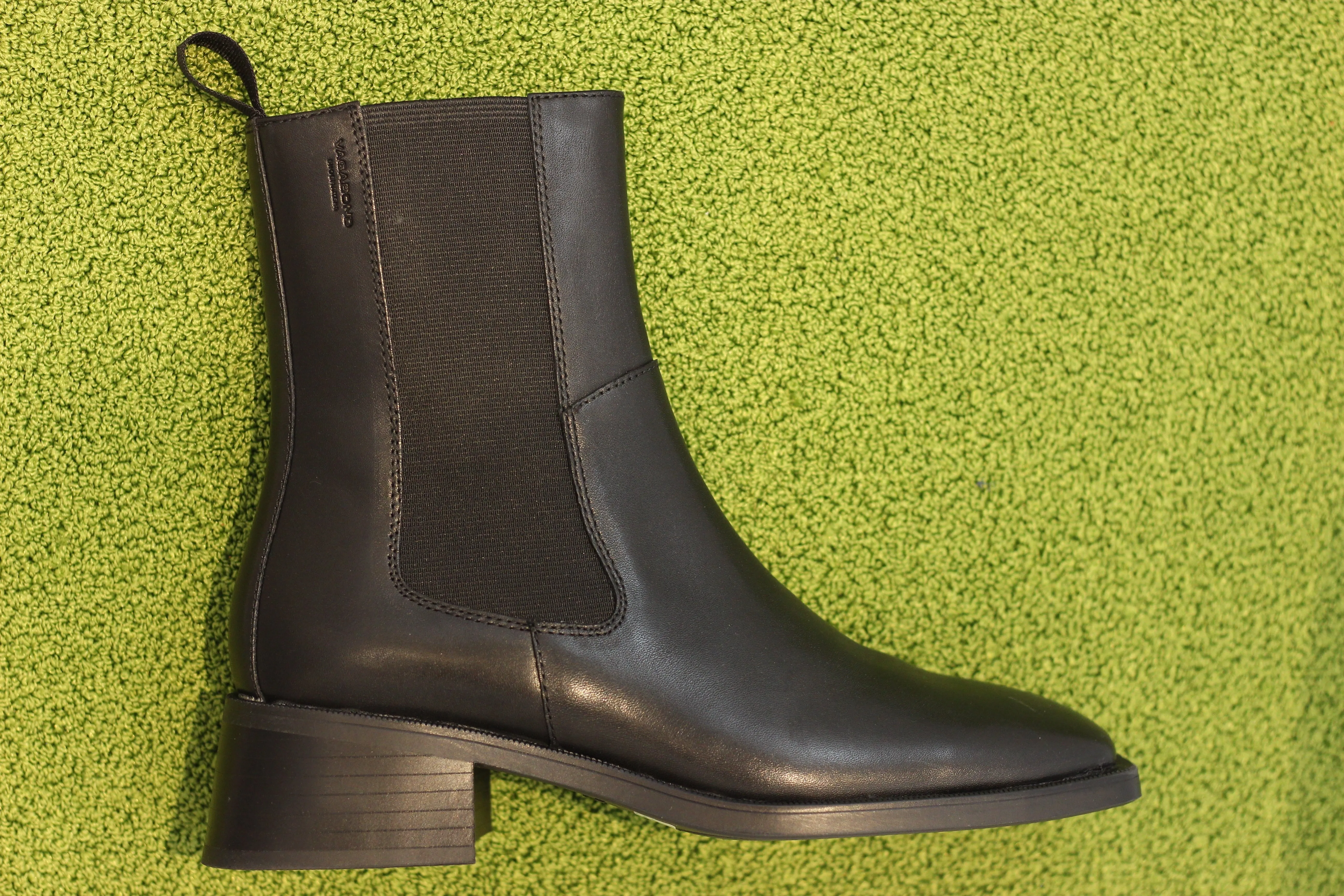 Womens Blanca Chelsea Boot - Black Leather